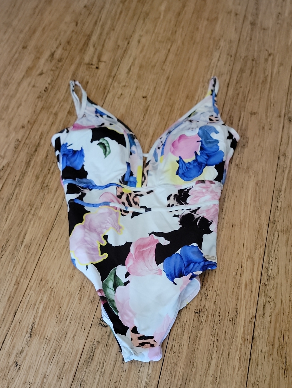 Sunseeker Size 8  Floral One-Piece Swimsuit - White, Black, Pink & Blue